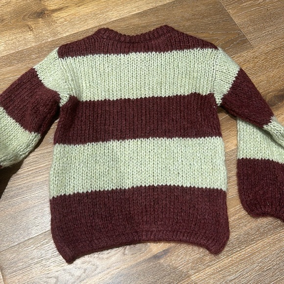Girls Knitting Sweater 4/5T - Picture 4 of 4